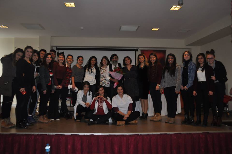 Dünyaca ünlü saç tasarım markası Harun Cici eğitimlerine devam ediyor