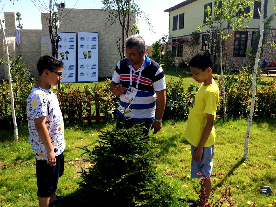 ERZURUM’UN 2 ENDEMİK AĞAÇ TÜRÜ EXPO 2016 ANTALYA’DA ERZURUM BAHÇESİNDE TANITILDI
