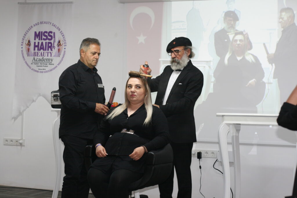 Dünya Kuaförleri Türkiye de