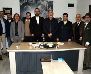 ‪İzmir Erzurum Kültür ve Dayanışma Vakfı (İZERVAK) kahvaltıda buluştu.